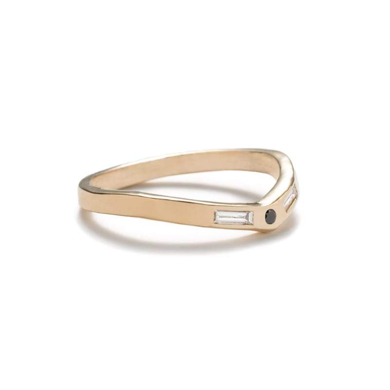 "Basio" diamond curved v ring polished - betsy & iya