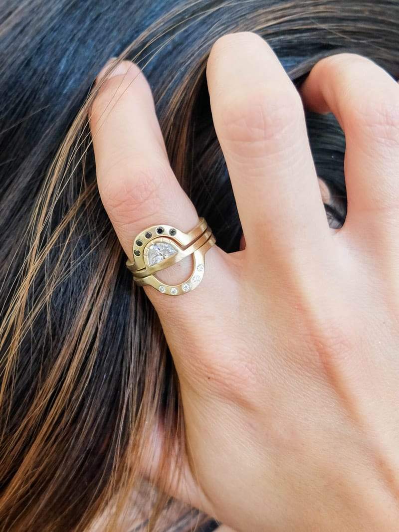 "Cor" contoured black diamond ring matte - betsy & iya