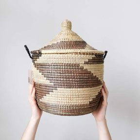 Medium Lidded Senegal Basket in Natural and Black