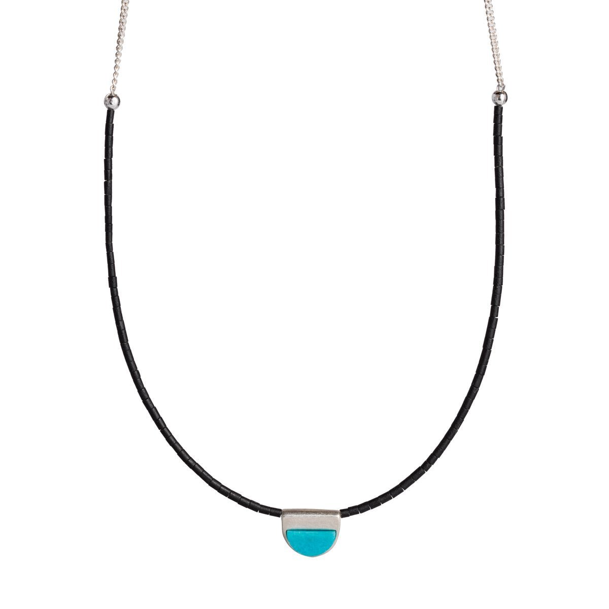 Inti necklace in sterling silver, focus on Kingman turquoise focal piece