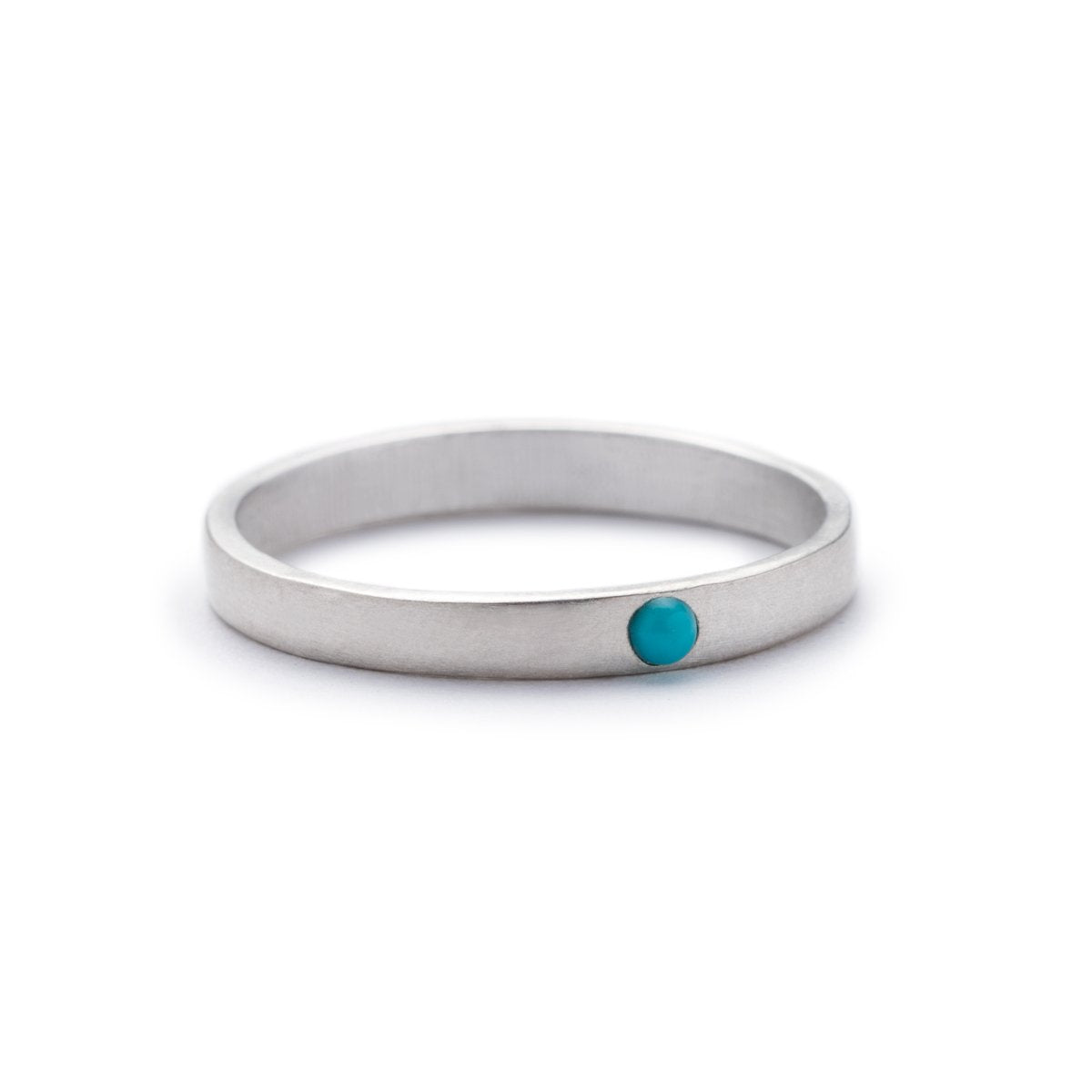 Sterling Silver Runa ring with Kingman turquoise front view