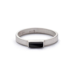 Sterling Silver Yana ring with black jasper front view